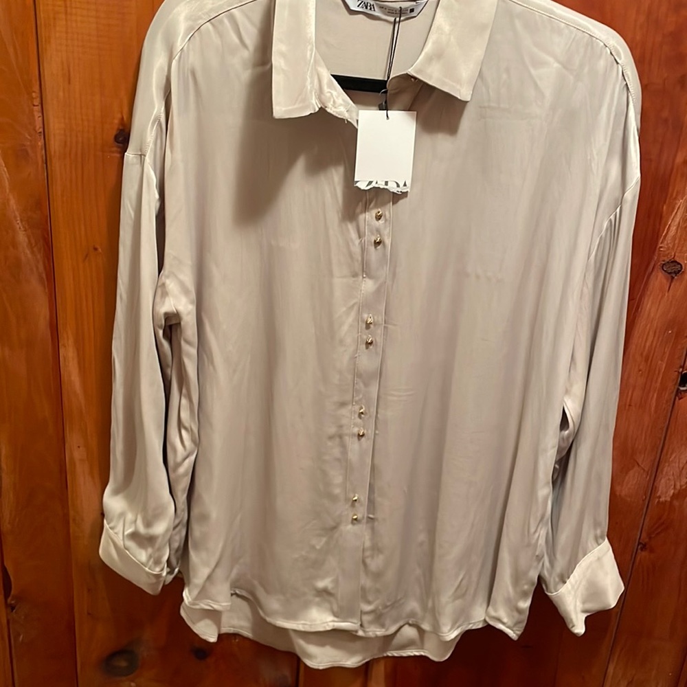 NWT satin Zara Button down